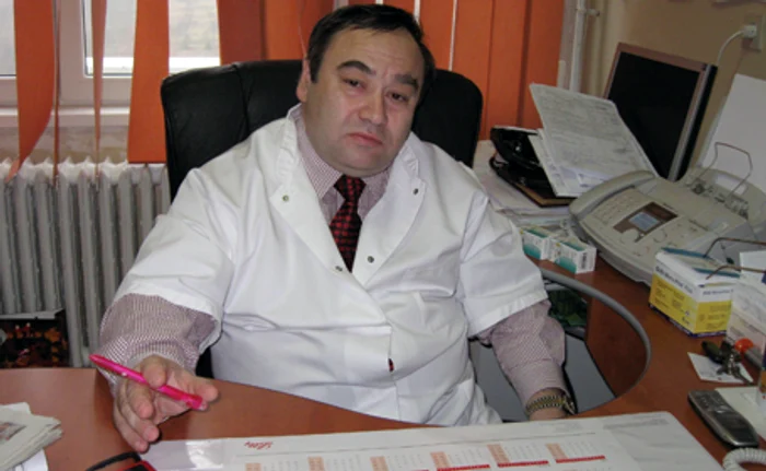 Doctorul Amorin Popa neagă că ar fi semnat o notă internă prin care interzice internarea de urgenţă în Clinica Medicală II