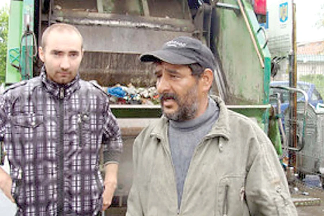 Comisarul Florin Bolosin și familia sa (FOTO: Adevărul)