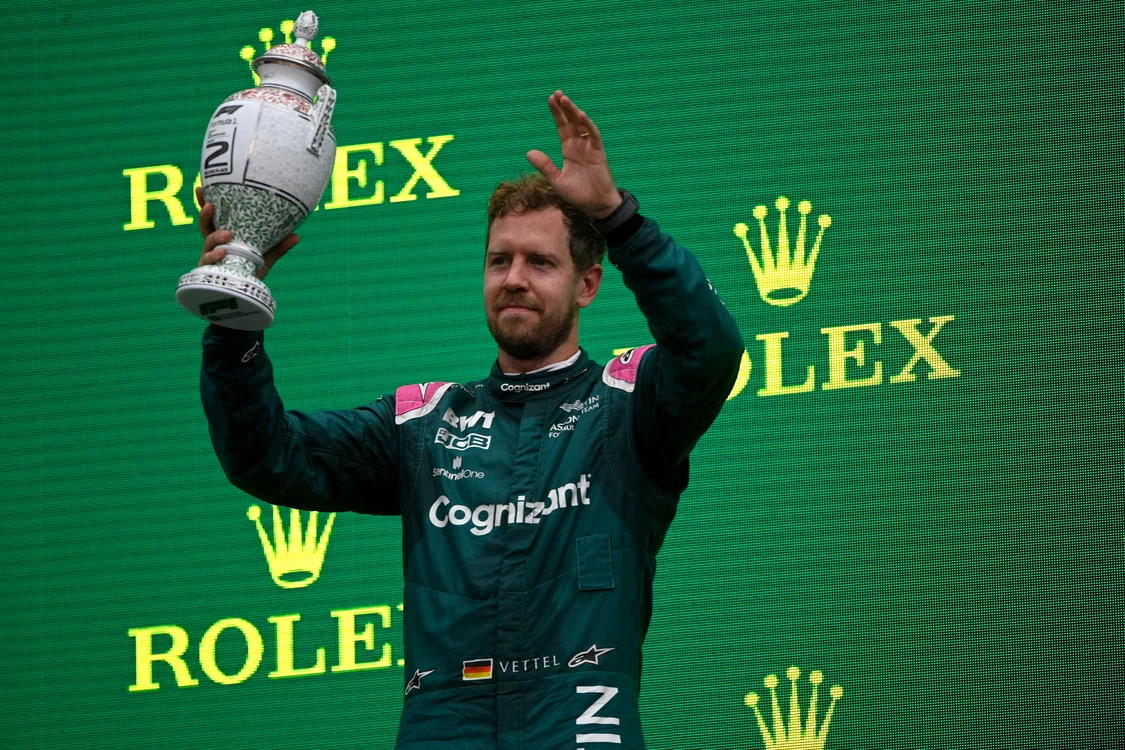 
    Sebastian Vettel s-a bucurat degeaba pentru locul 2Foto: EPA-EFE  