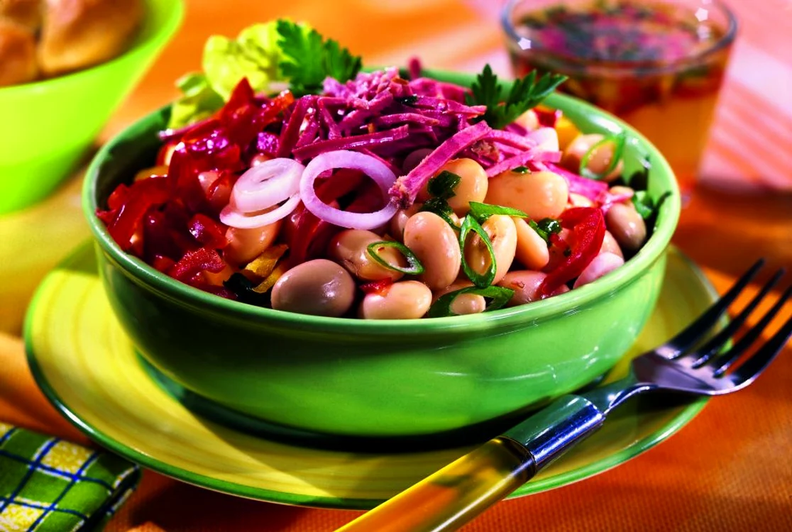 salata de fasole cu sunca jpeg