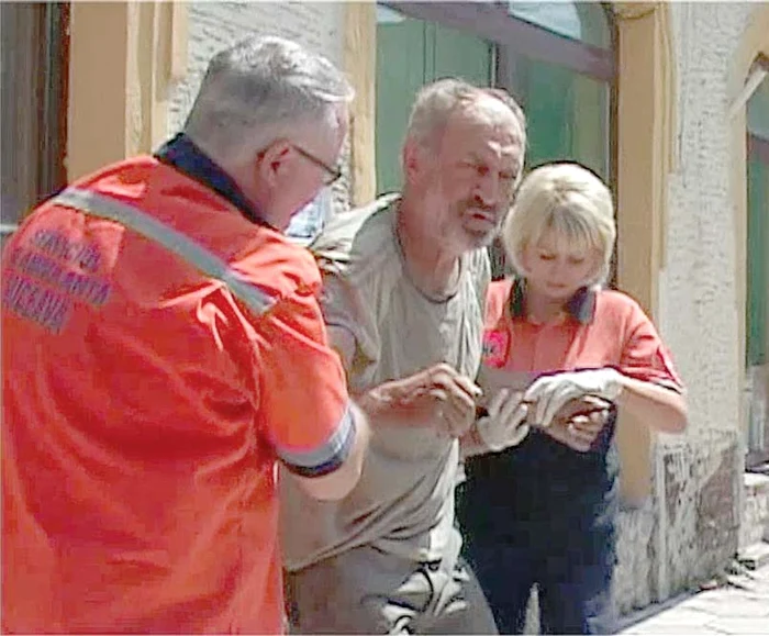 Dorin Bubă, luat de medici după ce a făcut pe leșinatul