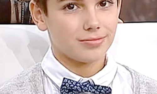 Tăriceanu e mândru de cei doi fii ai săi, Călin (18 ani) şi Mihai (11 ani), mai ales că ambii îi calcă pe urme şi sunt pasionaţi de maşini jpeg
