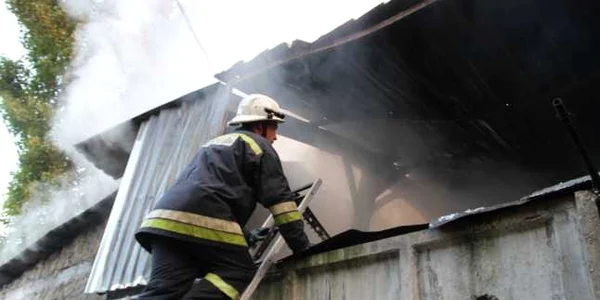 incendiu autoservice DSE