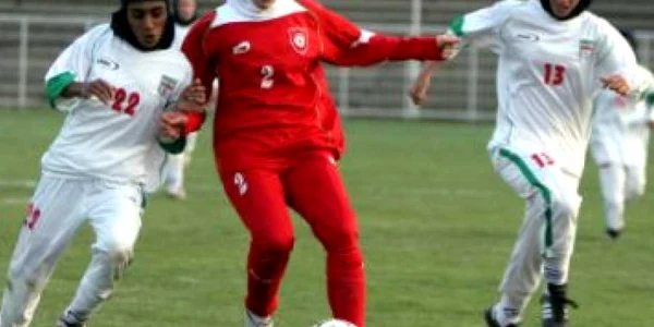 Fotbal acoperit de religie