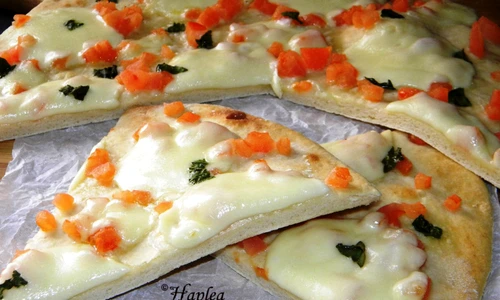 pizza napoletana poza 7 jpeg