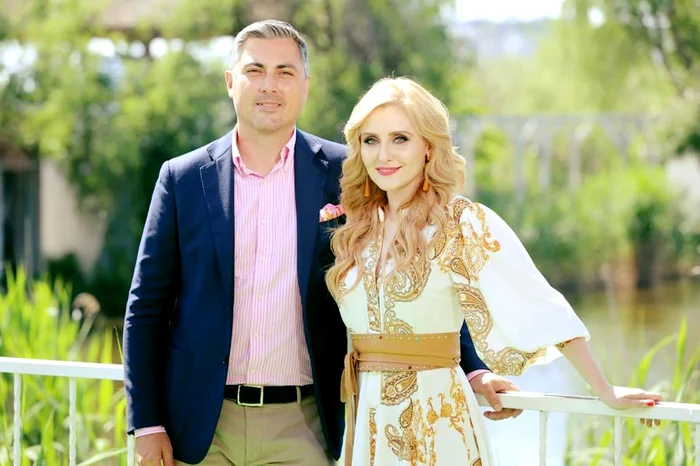 5 alina sorescu si alexandru ciucu nasi de botez eva 2019 5 jpg jpeg