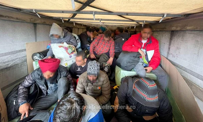 Migranți străini prinși de către Poliția de Frontieră FOTO Arhivă 