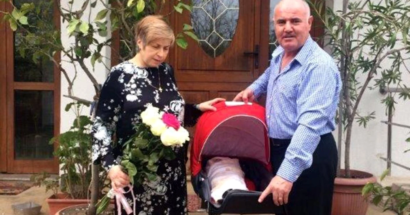 Marcela şi Dorin Bucă au o fetiță FOTO Obiectiv Vocea Brăilei