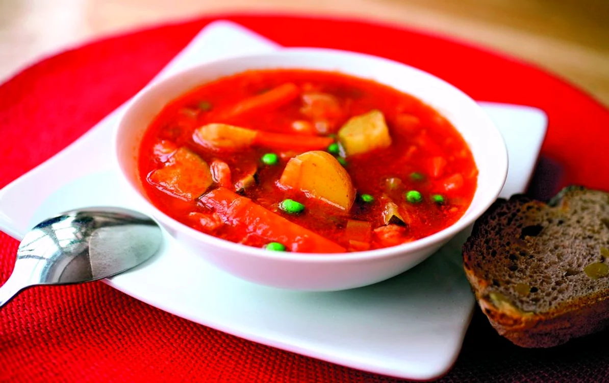 bors de legume cu sfecla rosie jpeg