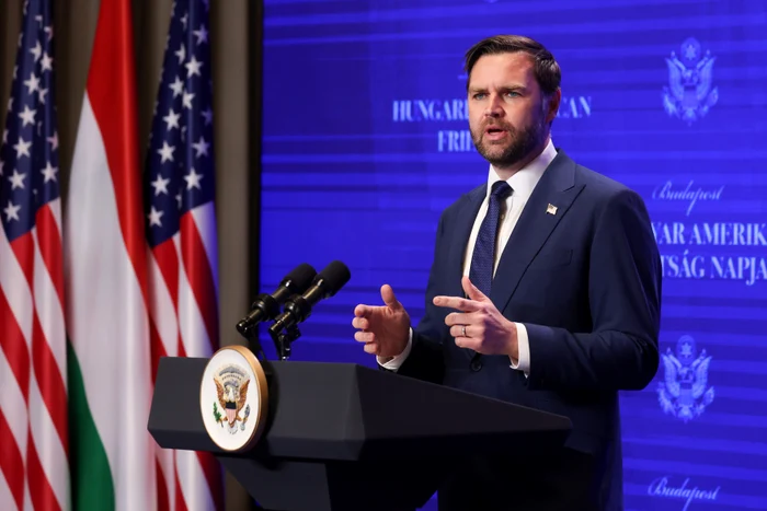 JD Vance la conferința de presă cu Viktor Orban FOTO profimedia