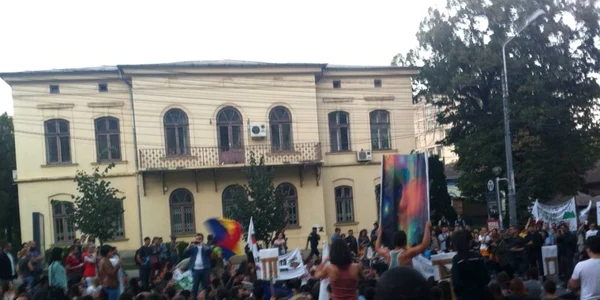 Miting rosia montana iasi