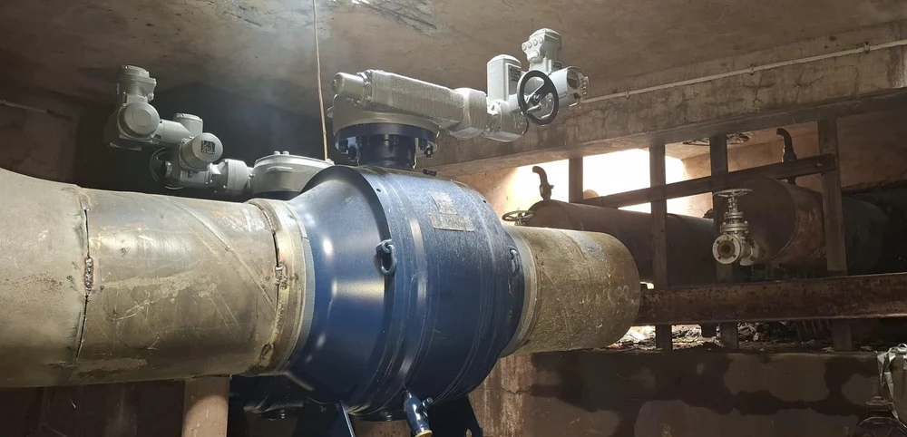 Termoenergetica Bucureşti face probele de presiune la instalaţii pentru căldura de la iarnă