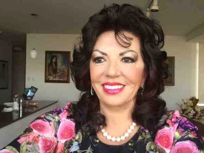 Scriitoarea Carmen Harra susține că Răzvan Simion și Lidia Buble nu sunt compatibili și că nu au vreun viitor împreună.