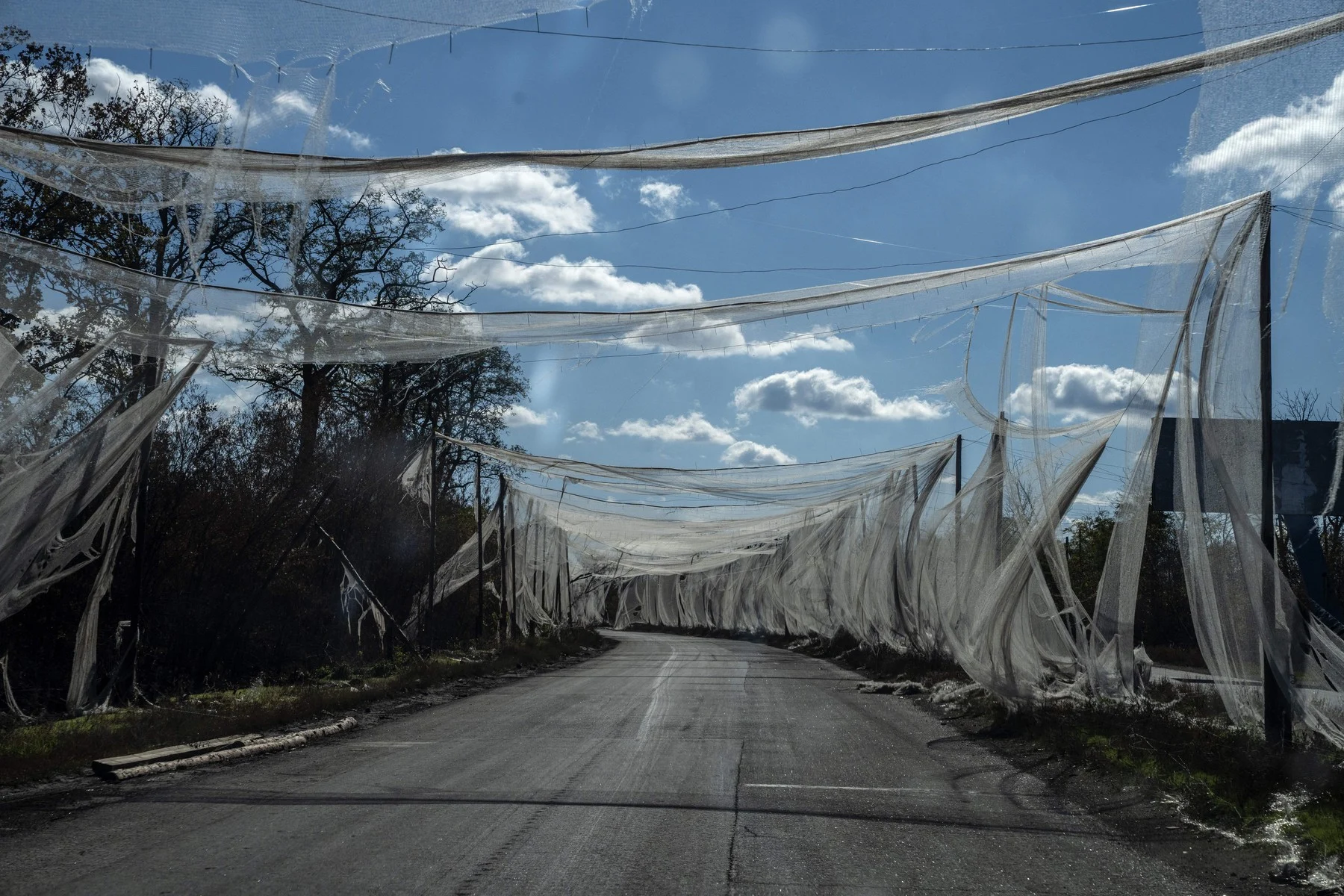 Cea mai mare provocare pentru soldații ucraineni din prima linie pe un câmp de luptă saturat de drone