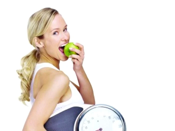 
    Organismul va stoca surplusul de grăsime indiferent de momentul zilei în care mâncaţi  