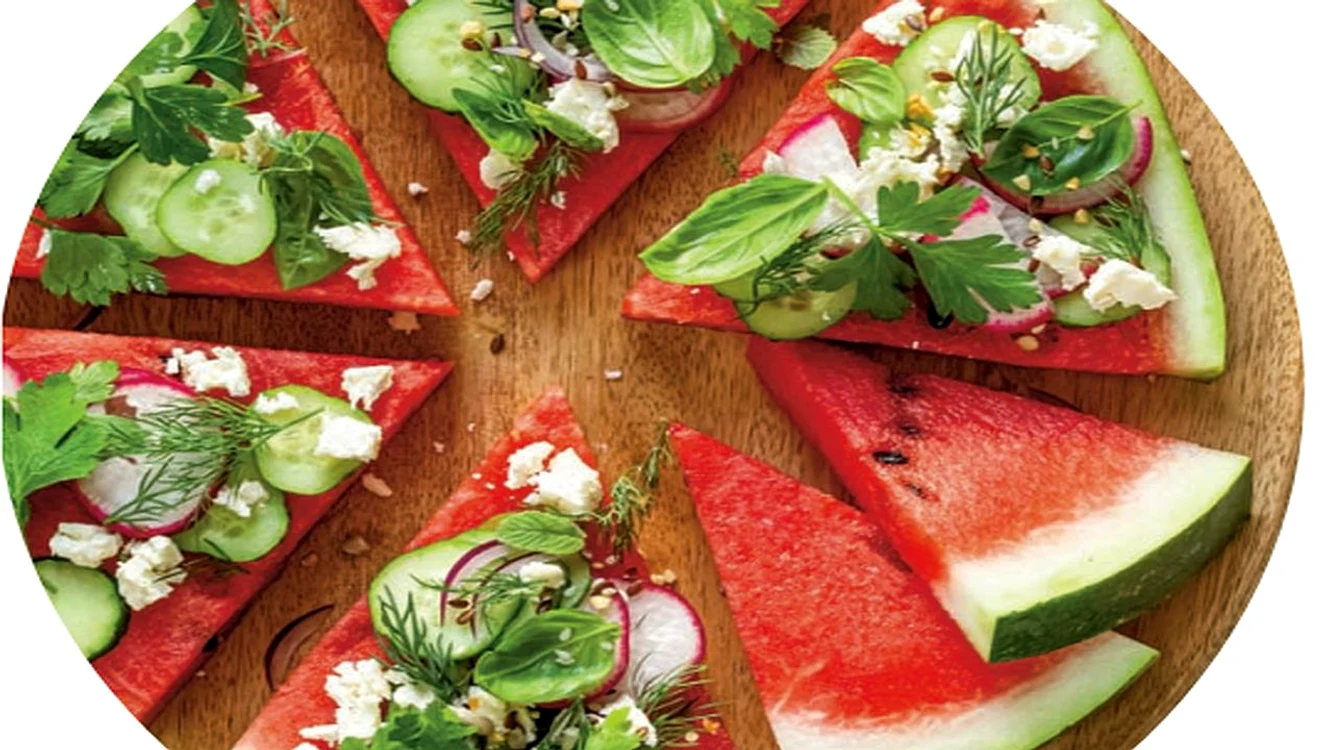 salata de castraveti cu pepene verde jpg