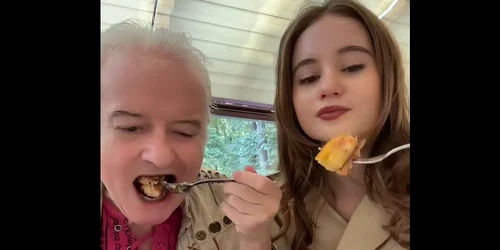 Irinel și Irina, la restaurant FOTO: captura video