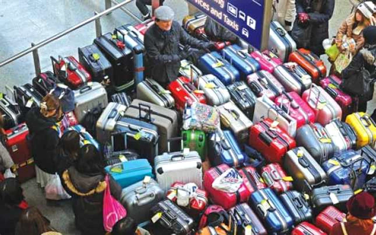 Haos pe aeroporturile din nordul Europei