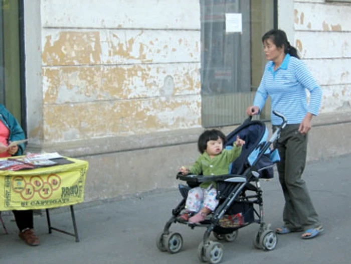 Chinezi „românizaţi“ la Satu Mare