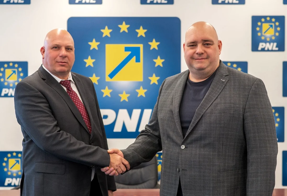 400 de membri AUR au trecut la PNL FOTO Facebook