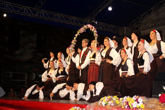 Miercuri s-a încheiat cea de-a XIX-a ediţie a Festivalului Internaţional Nunta Zamfirei FOTO:Bianca Sara