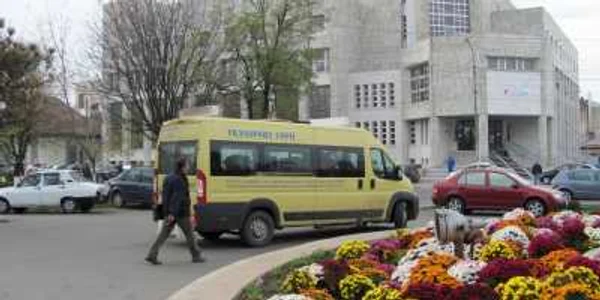 Microbuzele şcolare vor fi distribuite la primării până la sfârşitul anului