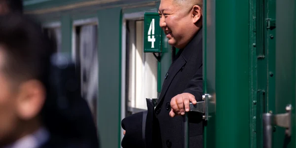4 kim jong un tren 4 jpg jpeg