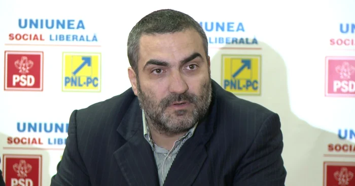 Preşedintele PNL, Mihai Volintiru, acuzat că filmează în secţiile de votare