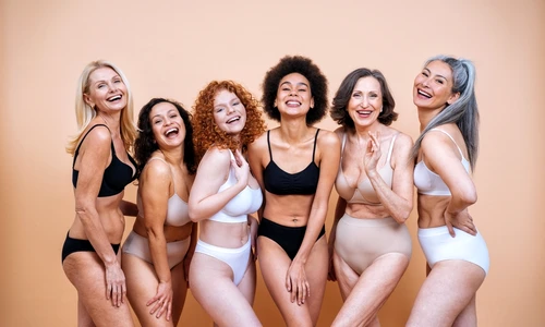 femei frumoase shutterstock 2106217949 jpg