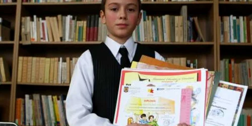 Iulian Noaje munceşte câte multe pentru a deveni un muzician talentat 