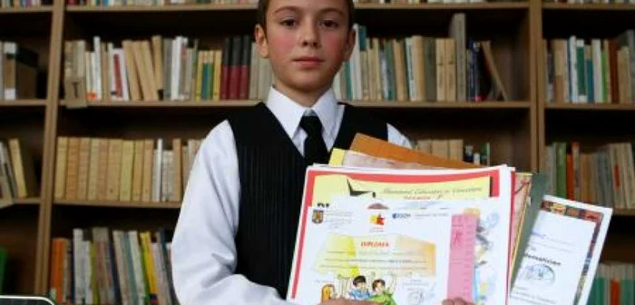 Iulian Noaje munceşte câte multe pentru a deveni un muzician talentat