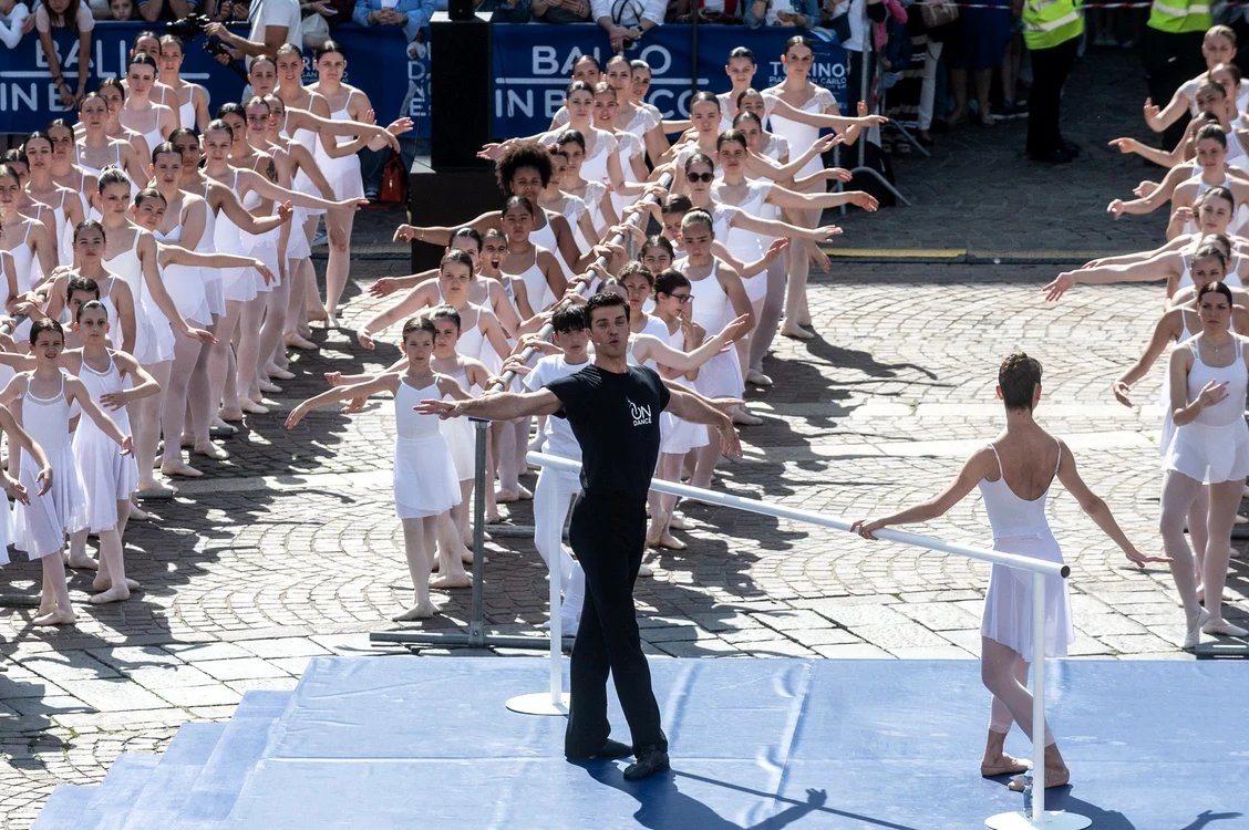 Roberto Bolle a condus proiectul Ballo in Bianco (Foto: Profimedia)