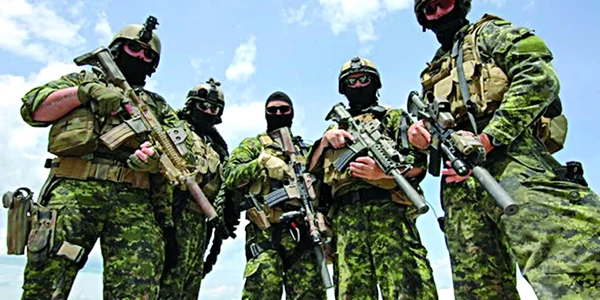 soldati canadieni