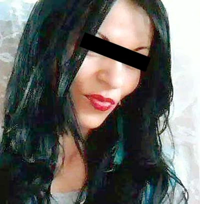 Adina din Târgu Jiu (30 de ani)