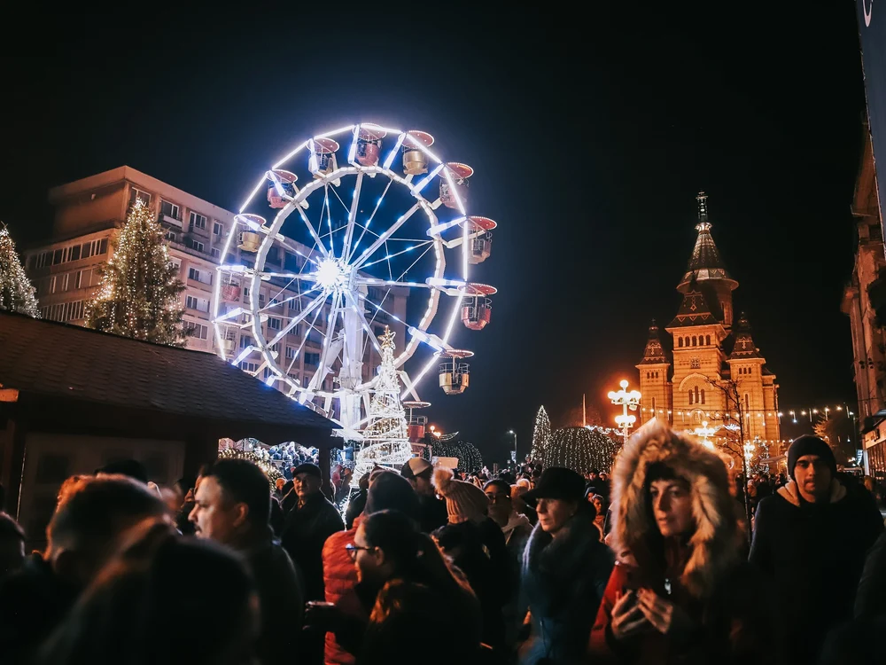 Roata panoramică din Piața Victoriei FOTO Casa de Cultură a Timișoarei