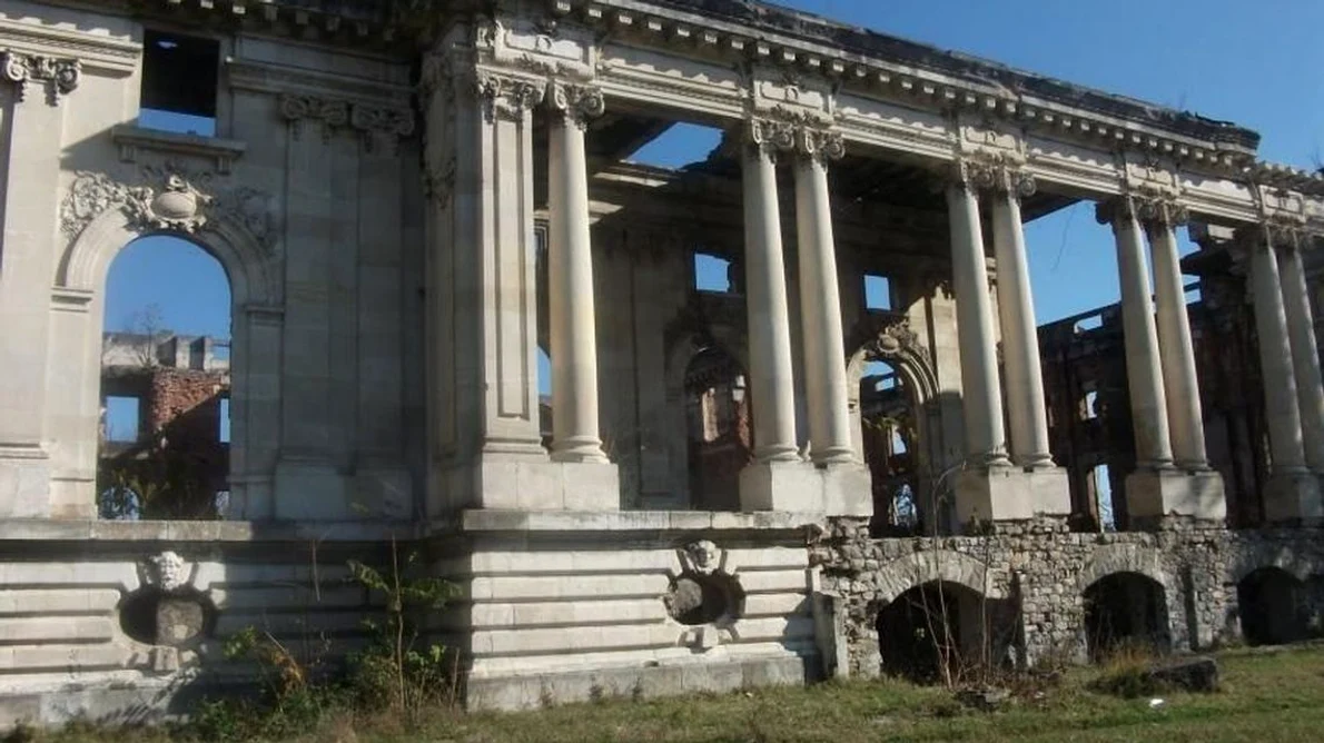 Palatul Cantacuziono, un vis frumos ajuns ruine jpeg
