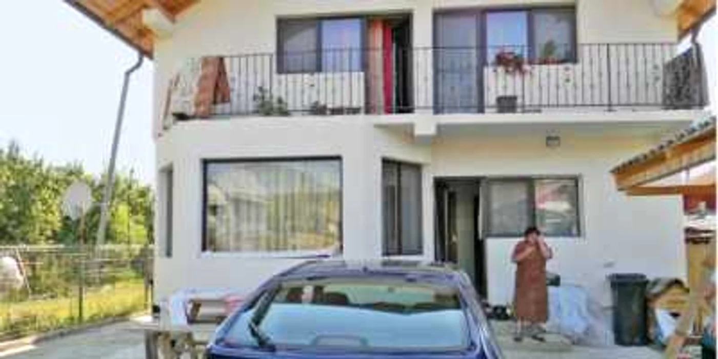 Vila în care locuieşte acum familia Alexandrei Nedelcu   