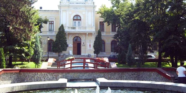 muzeul judetean olt