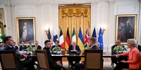 FOTO AFP Trump la masă cu liderii europeni