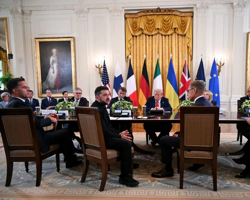 FOTO AFP Trump la masă cu liderii europeni