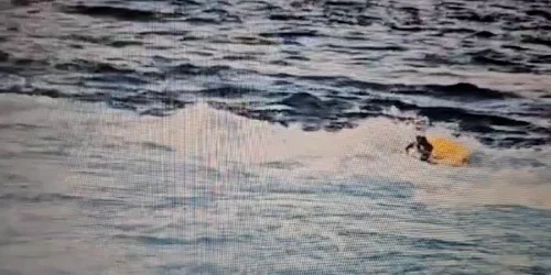Comandatul Rădulescu a salvat viata unui om în apele australiene   Foto Sindicatul Navigatorilor liberi  (1) mp4 thumbnail png
