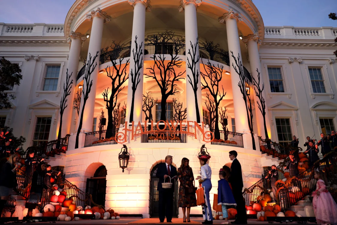 2 halloween la casa alba melania si donald trump 2019 3 jpg jpeg