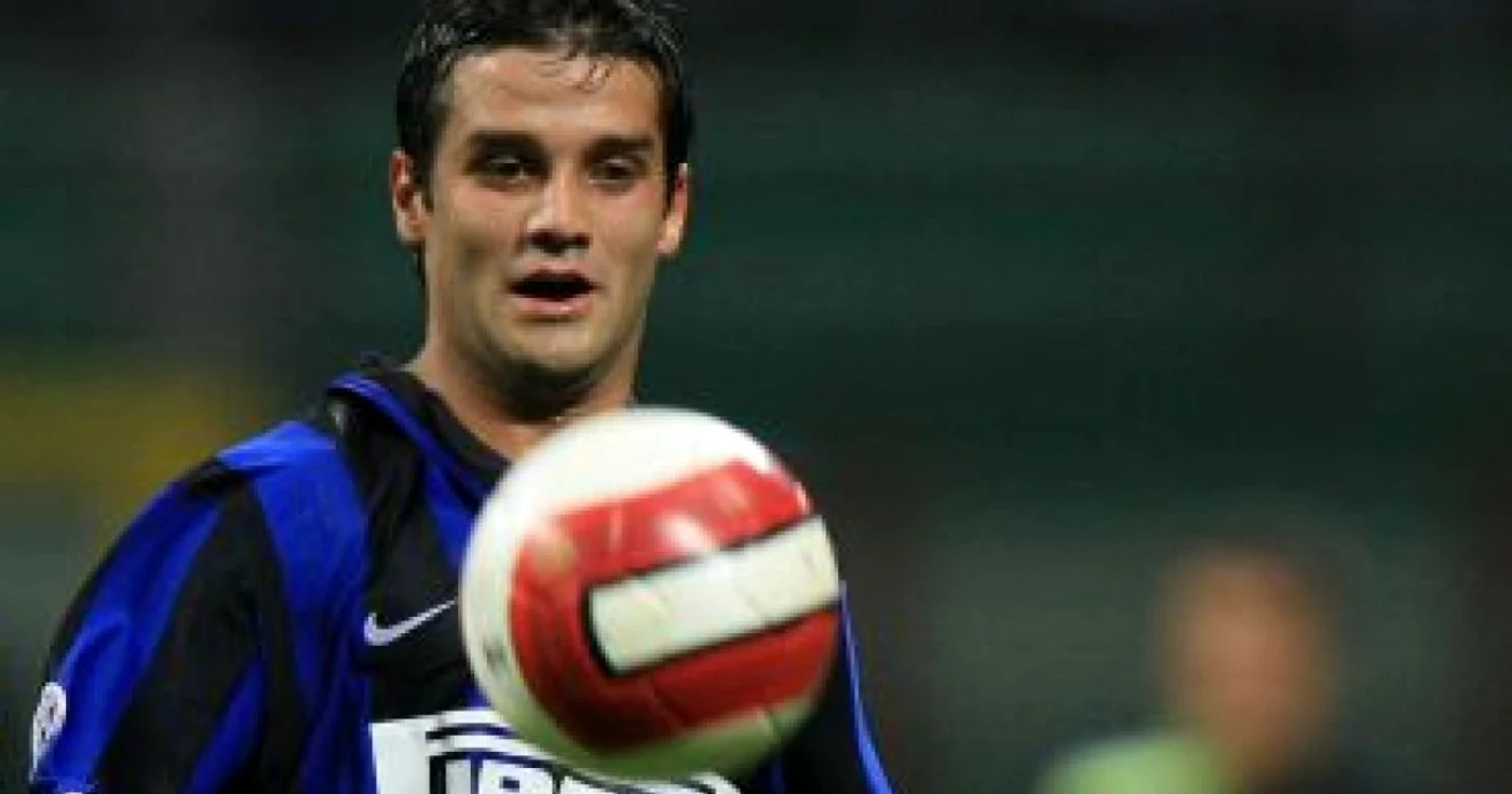 Chivu va juca în echipă cu Maradona şi Ronaldinho
