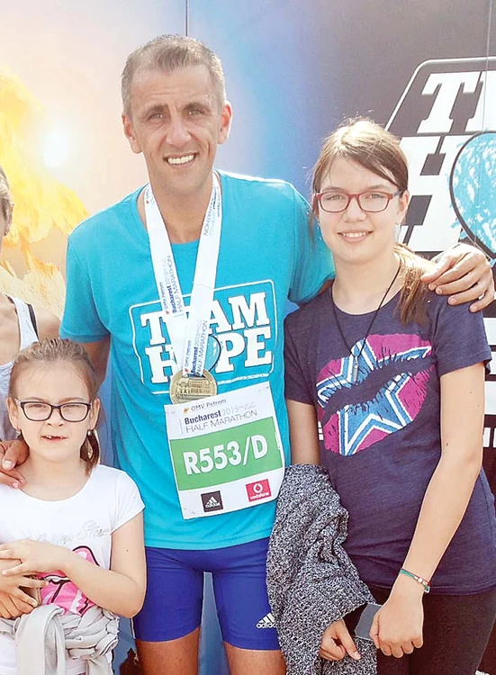 Cosmin are două fetiţe cu Monica Iagăr