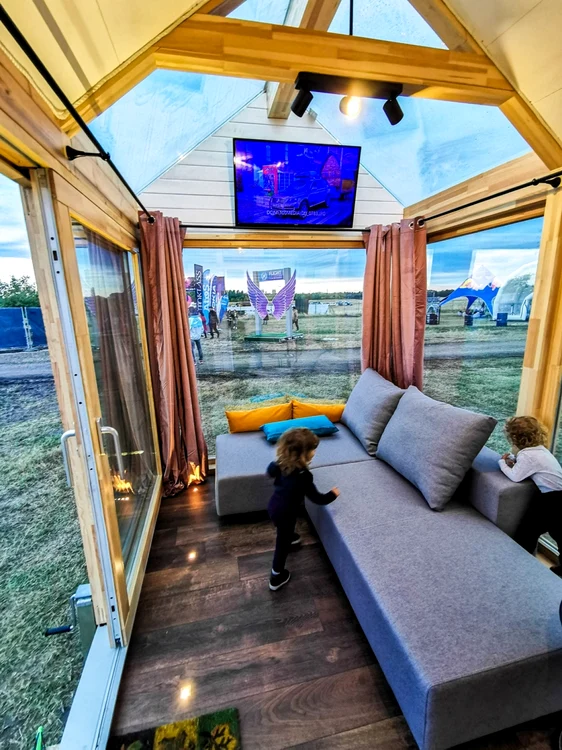 Un spectaculos tiny house care costă 25.000 de euro