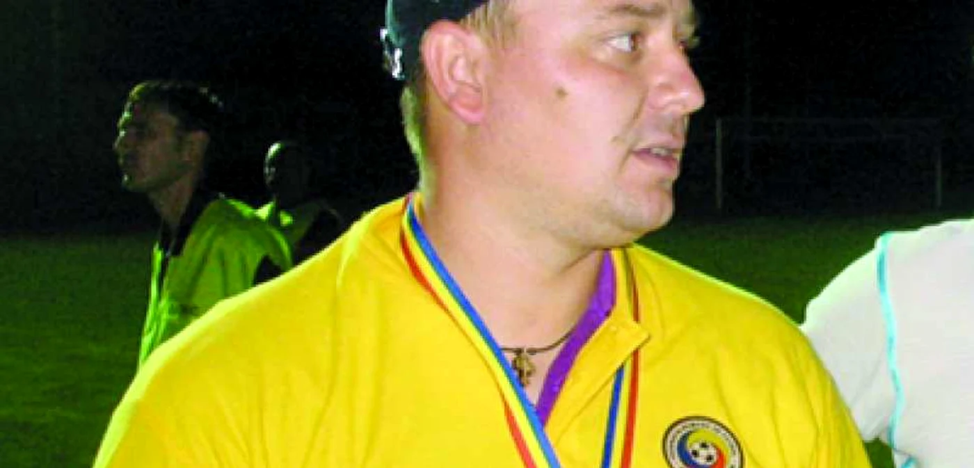 Timişoara: PORTRET / Robert Fruşa: „Scot jucători pentru fotbalul mare”