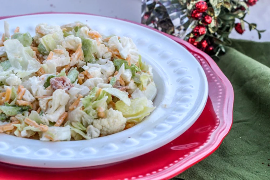 salata de conopida cu bacon jpeg