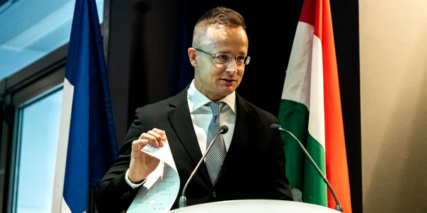 Peter Szijjarto jpg