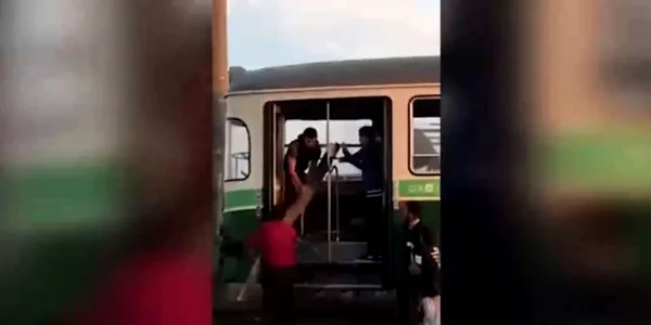 hoti lemne tramvai Galati