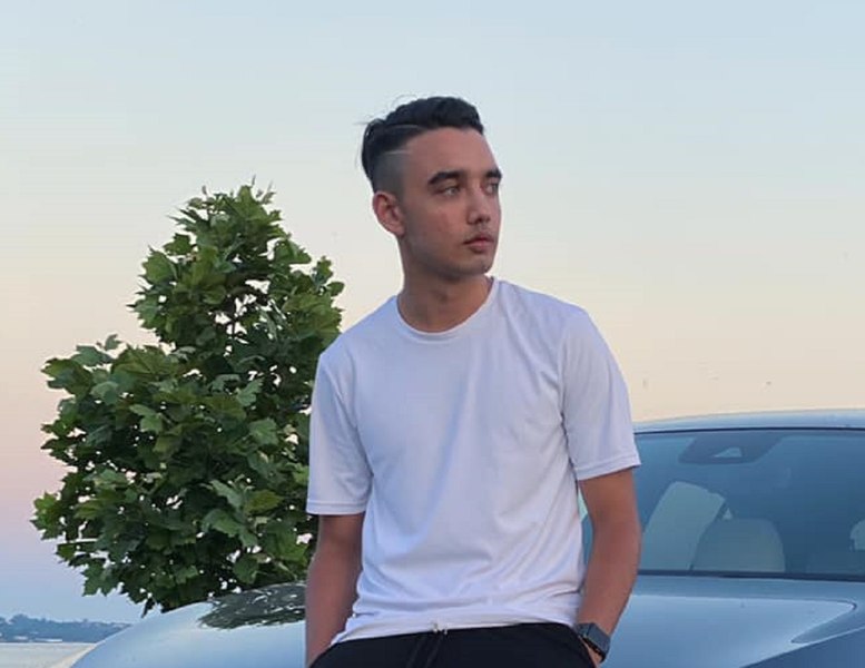 Tânărul de 19 ani lovit de skijet la Eforie, în continuare în stare gravă. Eric are mai multe coaste rupte și dureri insuportabile